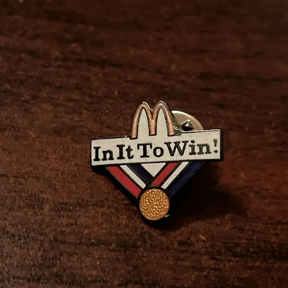 McDonald’s “In It To Win!”‎ Gold Medal Employee Lapel Hat Pin